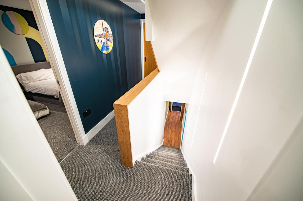 The Nest - Luxury 16 Person Apt W Jacuzzi & Parking Blackpool Exterior photo